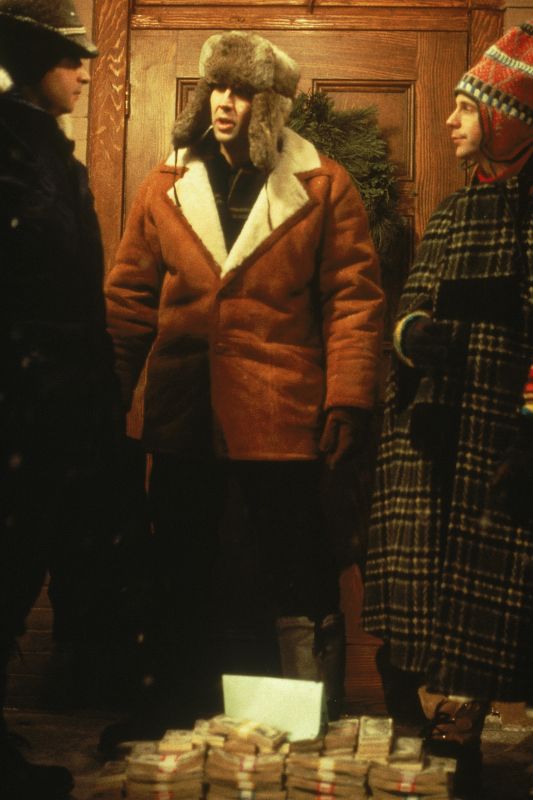 Trapped in Paradise (1994) Gallo,Martin Walters Synopsis